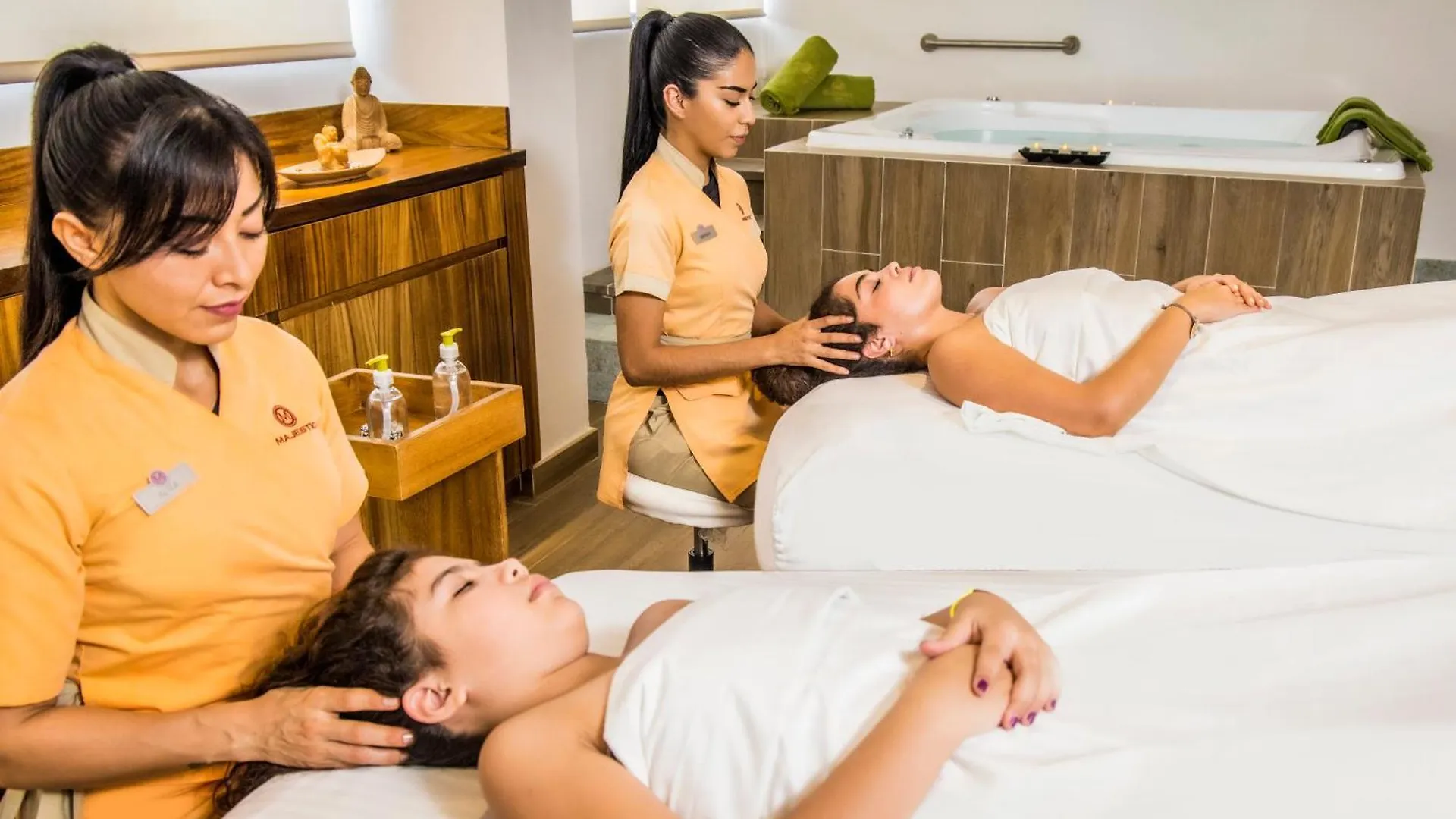 קנקון Majestic Mirage Costa Mujeres, All Suite Resort מקסיקו